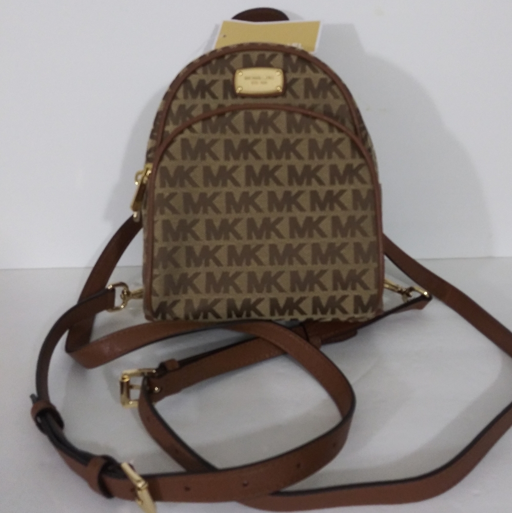 NWT MICHAEL KORS ABBEY BACKPACK SHOULDER BAG - Picture 2 of 9